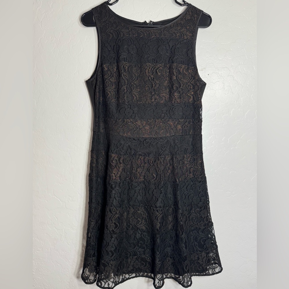 Jessica Simpson Black Metallic Lace Sleeveless Fit & Flare Dress Size‎ 10